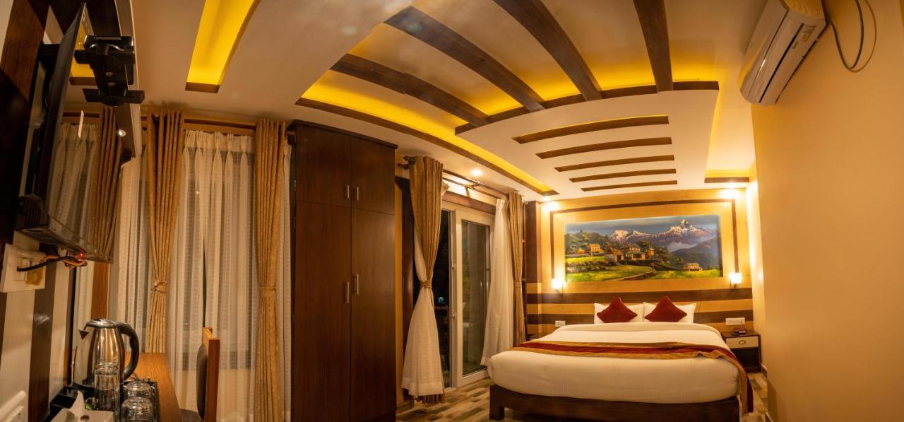 Hotel Satkar Pvt Ltd Покхара Экстерьер фото