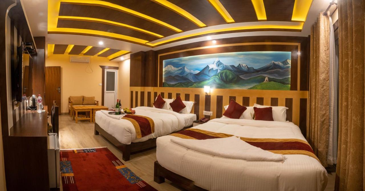 Hotel Satkar Pvt Ltd Покхара Экстерьер фото